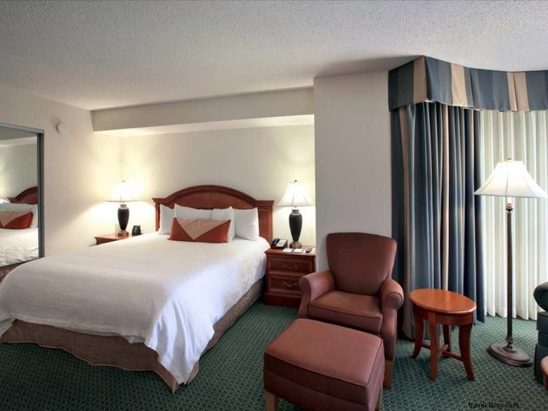 Hilton Garden Inn Athens Downtown – Modern Comfort & Downtown Convenience