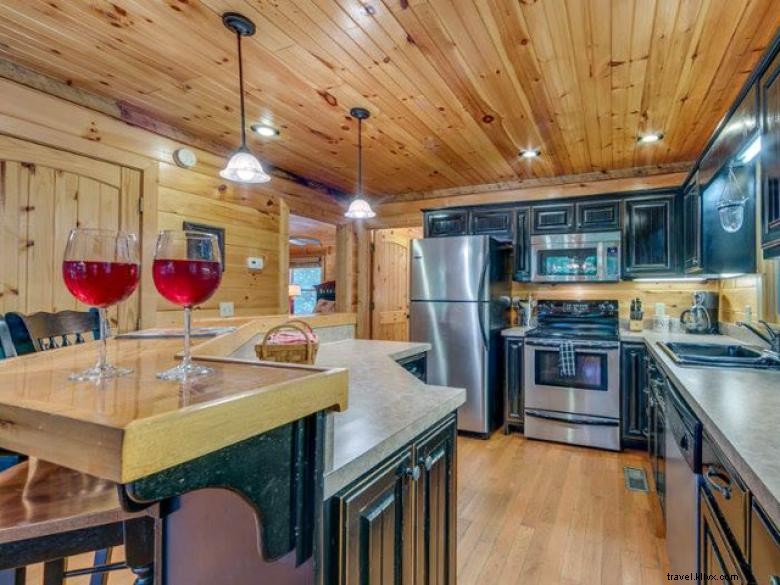 Cuddle Up Cabin Rentals – Your Serene & Cozy Escape in the Woods