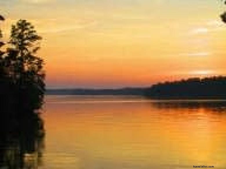 Highland Marina Resort – Premium Waterfront Living & Recreation