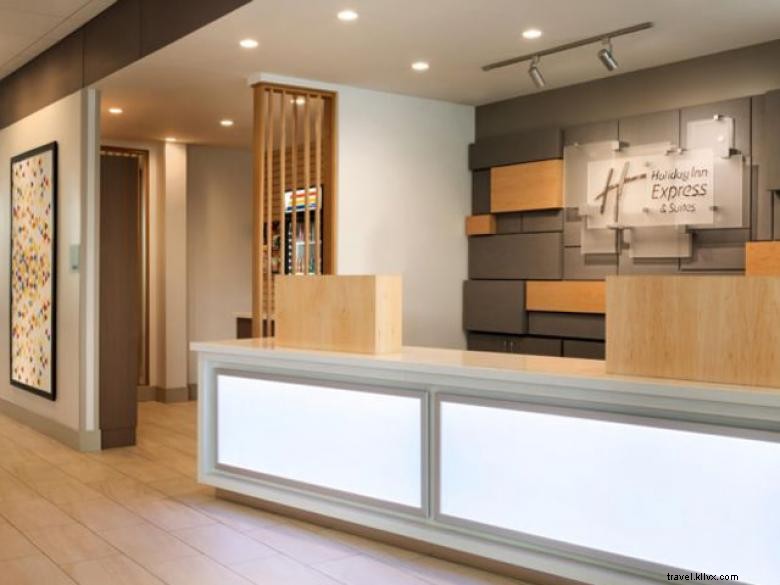 Holiday Inn Express & Suites Calhoun South – Comfort & Convenience Near the River