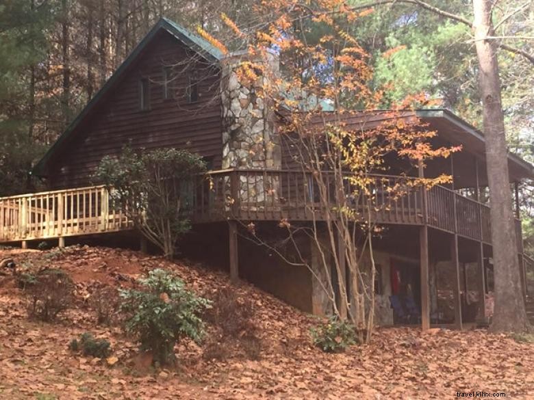 Premium Mountain Cabin Rentals – Scenic Escapes & Lakeside Retreats