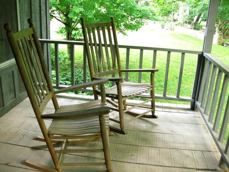 Sunrise Cabins & Cottages – Cozy Retreats in Nature