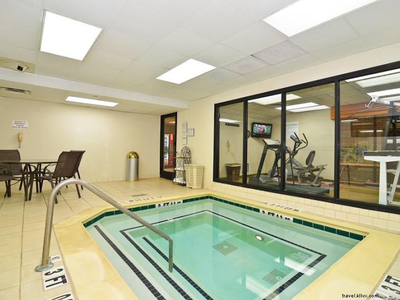 Holiday Inn Express Atlanta NE – Convenient I‑85 Clairmont Access