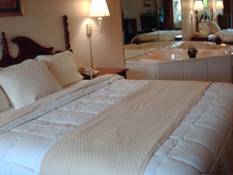 Baymont by Wyndham Helen – Comfortable Family-Friendly Stay