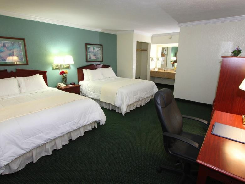 Baymont by Wyndham Helen – Comfortable Family-Friendly Stay