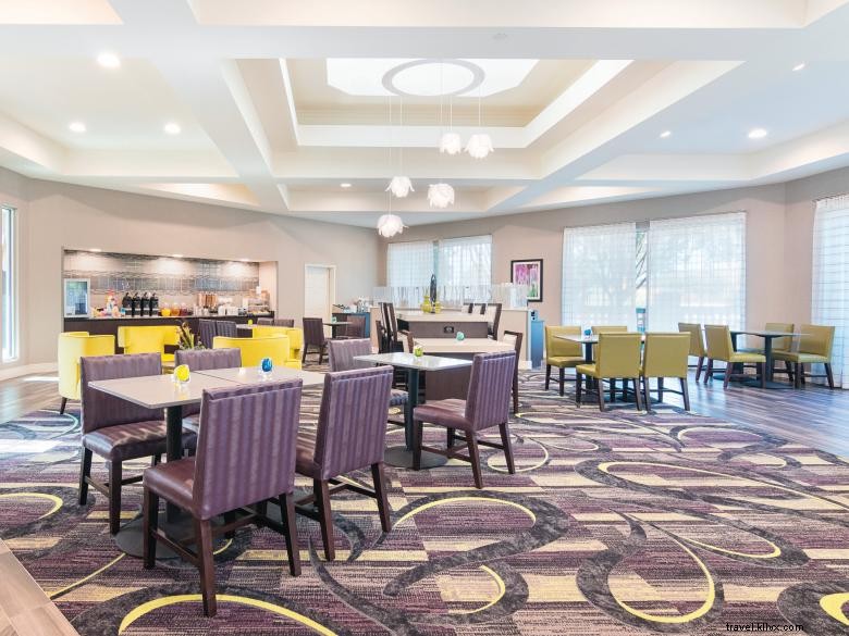 Stay Comfortable & Convenient at La Quinta Inn & Suites – Atlanta Conyers