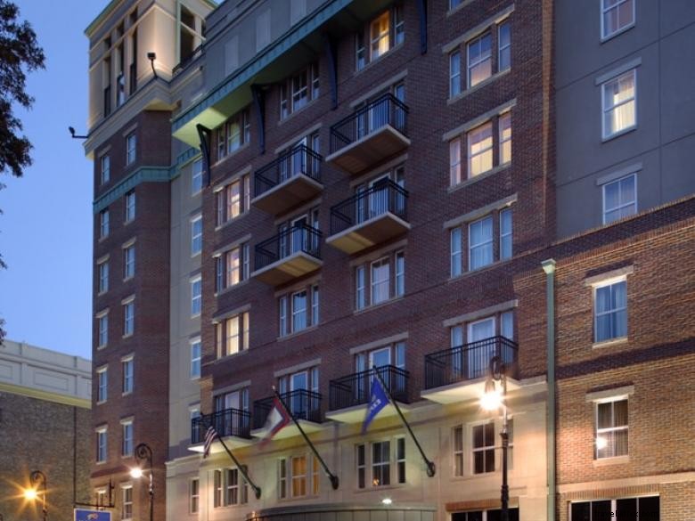 Holiday Inn Express Savannah Historic District – Comfortable & Convenient Stay