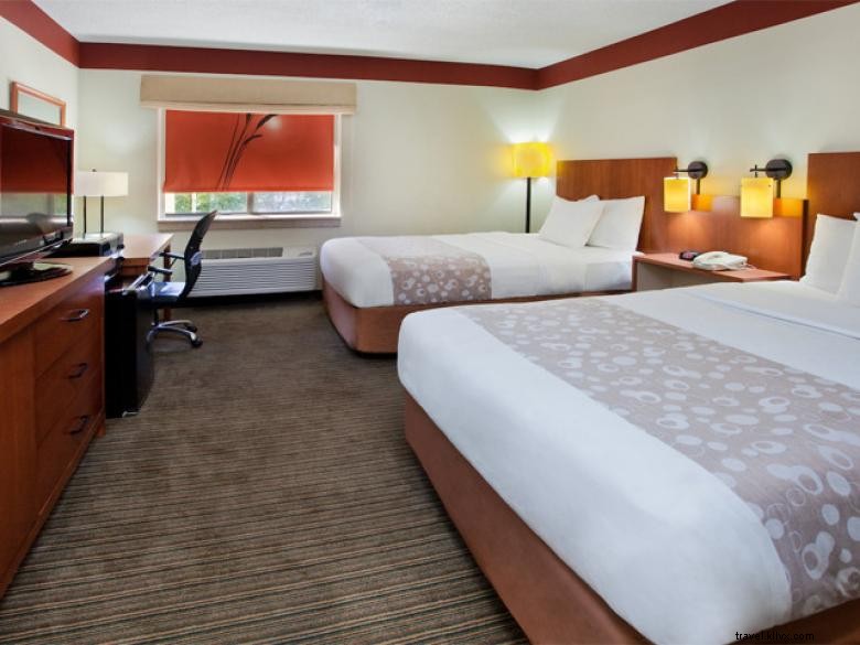 Stay at La Quinta Inn & Suites – Prime Location Near Columbus State University