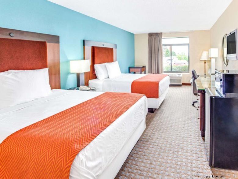 Days Inn by Wyndham College Park – Convenient Airport South Atlanta Hotel