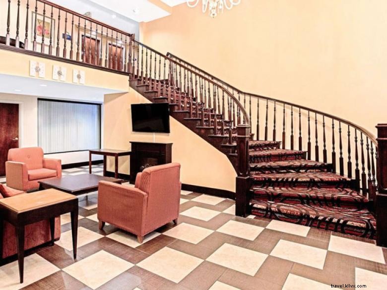 Days Inn by Wyndham College Park – Convenient Airport South Atlanta Hotel