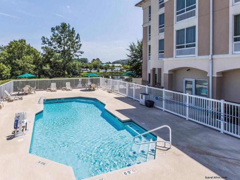 Comfort Suites Valdosta – Modern Comfort & Convenience in Georgia