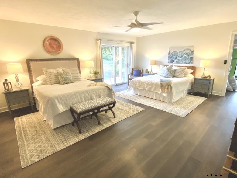 Exclusive Lakefront Mountain Suite at Hiawassee – Luxury Retreat