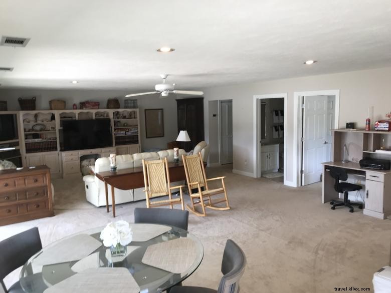 Exclusive Lakefront Mountain Suite at Hiawassee – Luxury Retreat