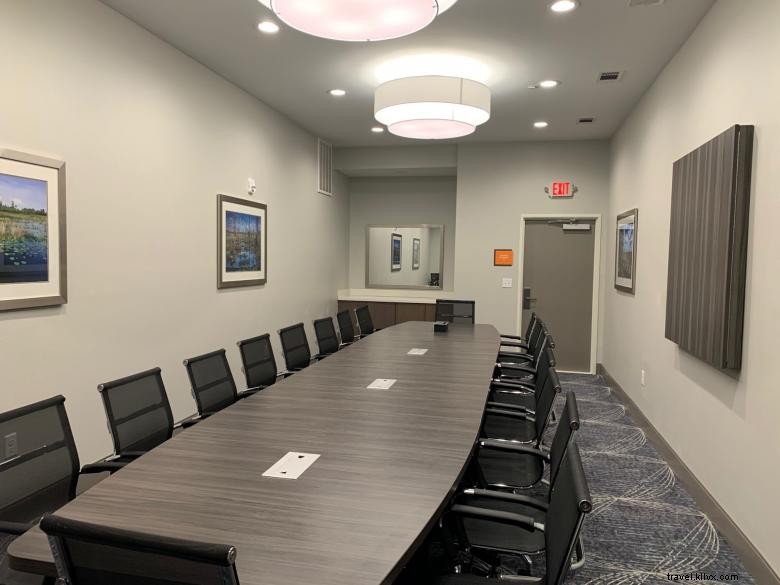 La Quinta Inn & Suites – Comfortable & Convenient Tifton Accommodation