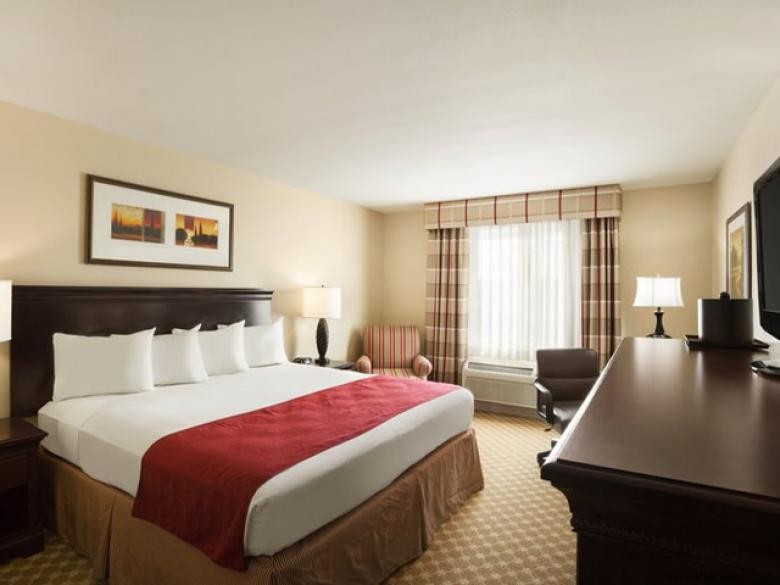 Country Inn & Suites by Radisson – Premier Hotel in Lawrenceville