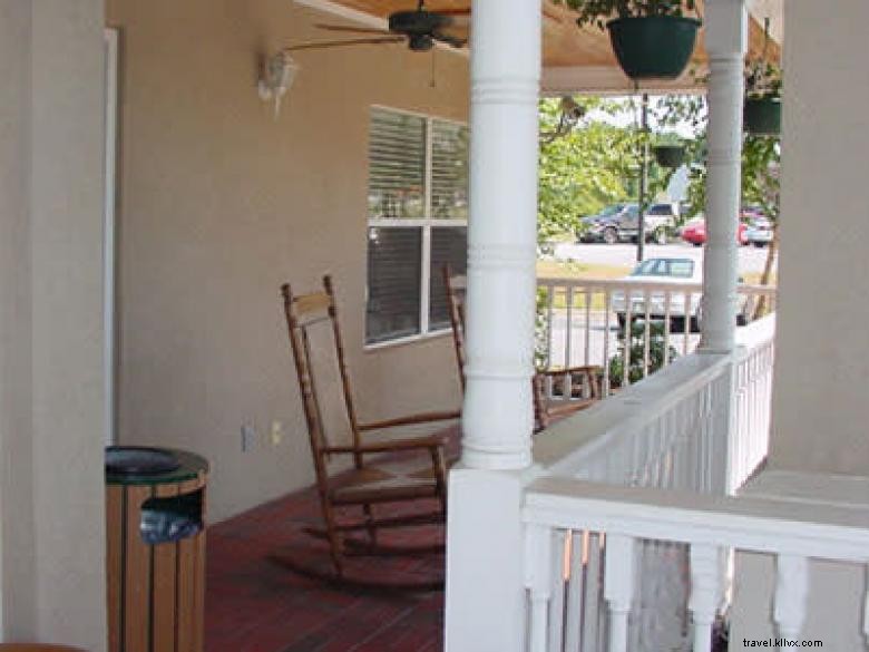 Country Inn & Suites by Radisson – Premier Hotel in Lawrenceville