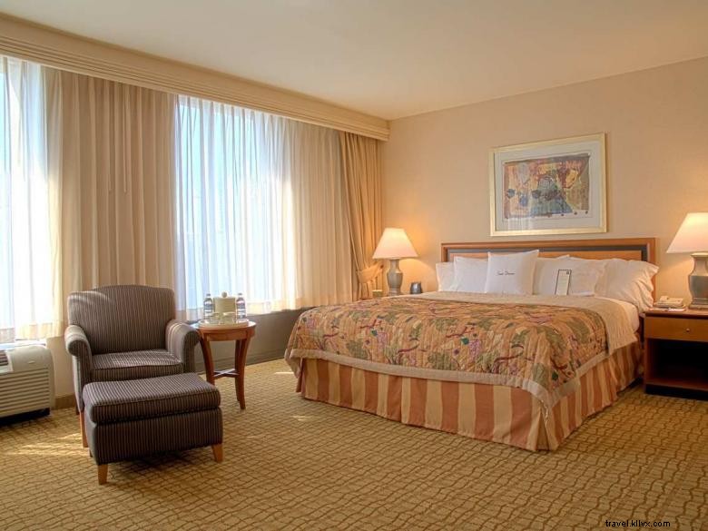 DoubleTree by Hilton Atlanta Airport – Premier Comfort & Convenience