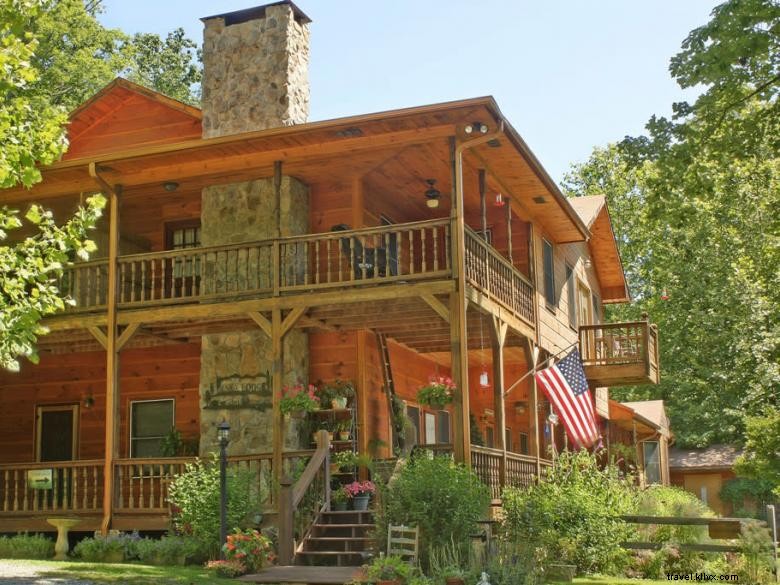 Discover Tranquil Luxury at Aska Lodge Bed & Breakfast