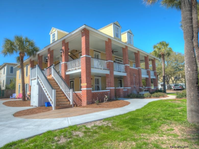 Beachview Bed & Breakfast – Oceanfront Comfort & Gourmet Dining