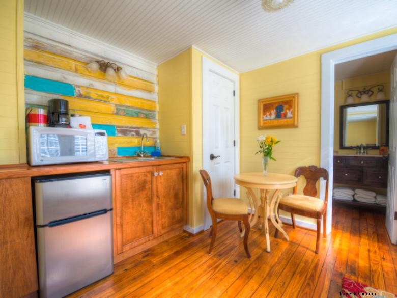 Beachview Bed & Breakfast – Oceanfront Comfort & Gourmet Dining