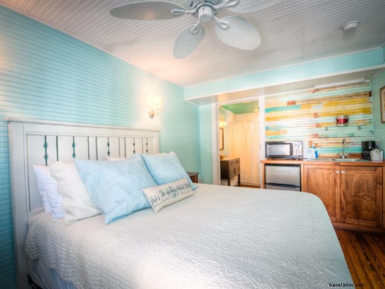 Beachview Bed & Breakfast – Oceanfront Comfort & Gourmet Dining