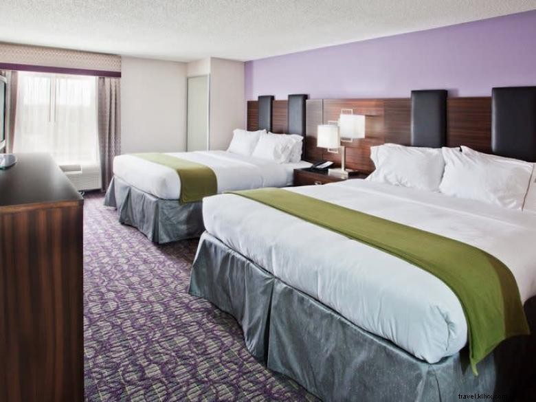 Holiday Inn Express Atlanta West – Comfortable Stay Near Theme Parks