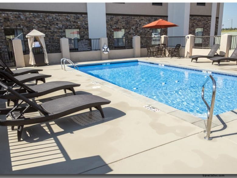 Hampton Inn Hartwell – Comfortable Rooms & Convenient Location