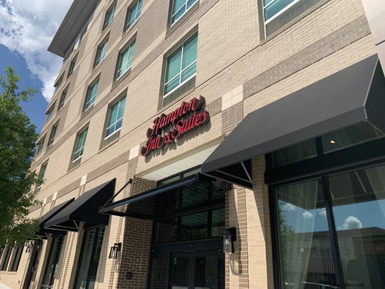 Hampton Inn & Suites Atlanta Decatur/Emory – Stylish Comfort in Downtown Decatur