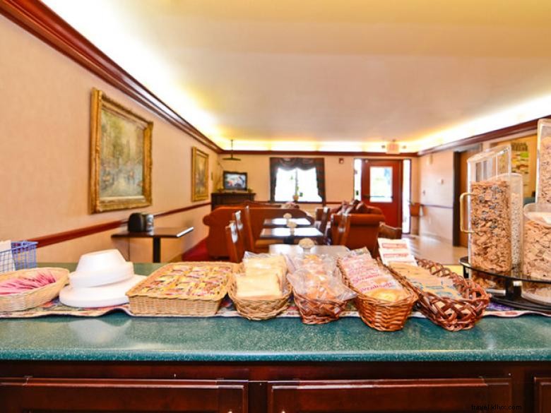 Western Inn & Suites – Premier Hampton Lodging Experience