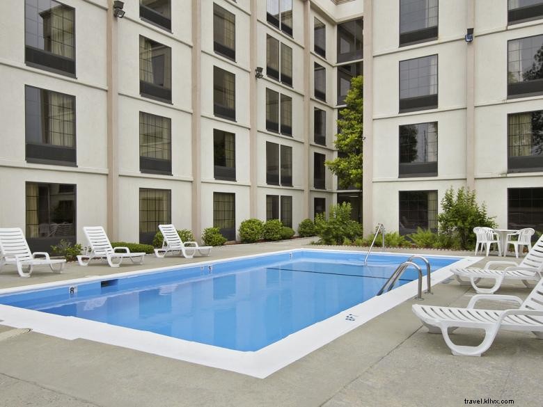 Days Inn by Wyndham Rome Downtown – Comfortable, Convenient & Affordable