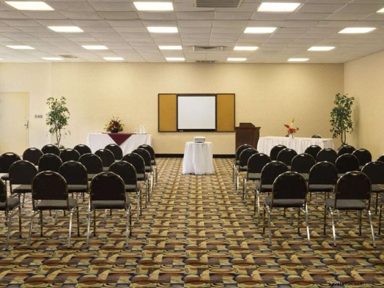 Days Inn by Wyndham Rome Downtown – Comfortable, Convenient & Affordable