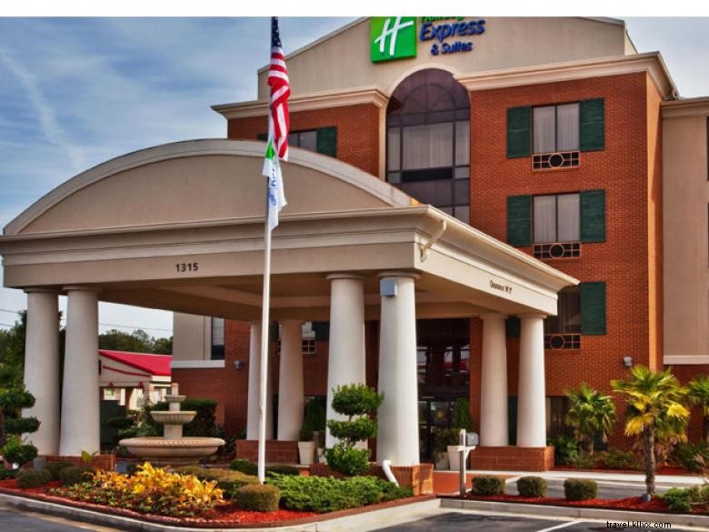 Holiday Inn Express & Suites McDonough – Comfortable Suites & Excellent Service in Atlanta Metro