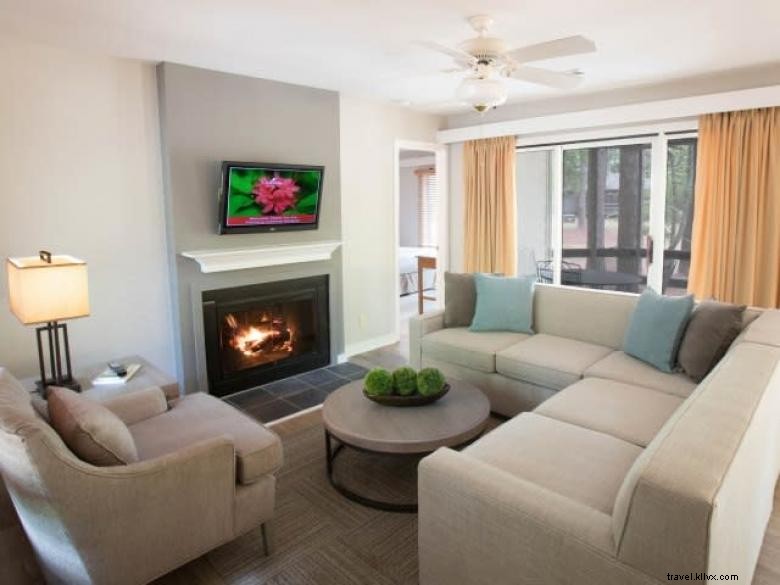 Explore Southern Pine Cottages at Callaway Gardens – Rustic Comfort & Scenic Views