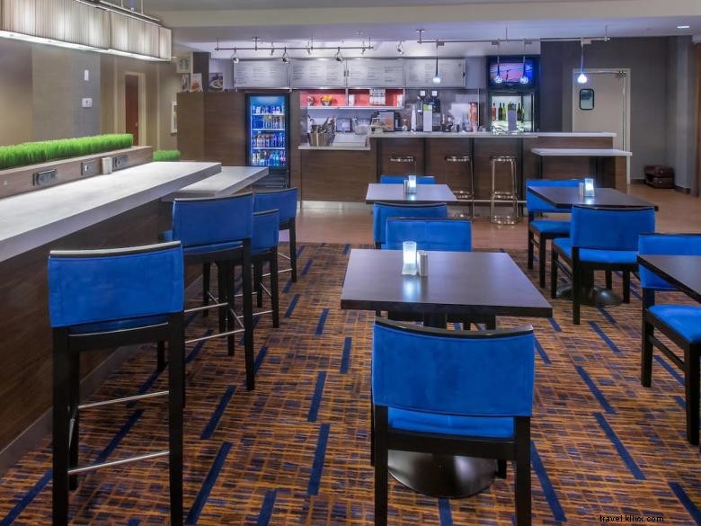 Courtyard Albany: Elegant Living Spaces & Premium Amenities