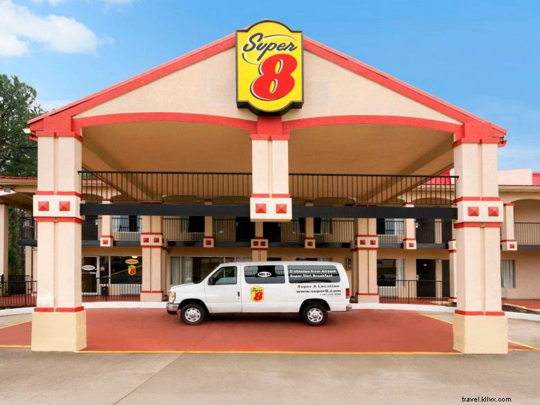 Super 8 by Wyndham Atlanta Airport West – Budget-Friendly Comfort Near the Airport