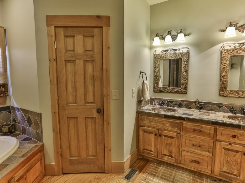 North Georgia Cabin Rentals: Luxury Retreats & Scenic Getaways