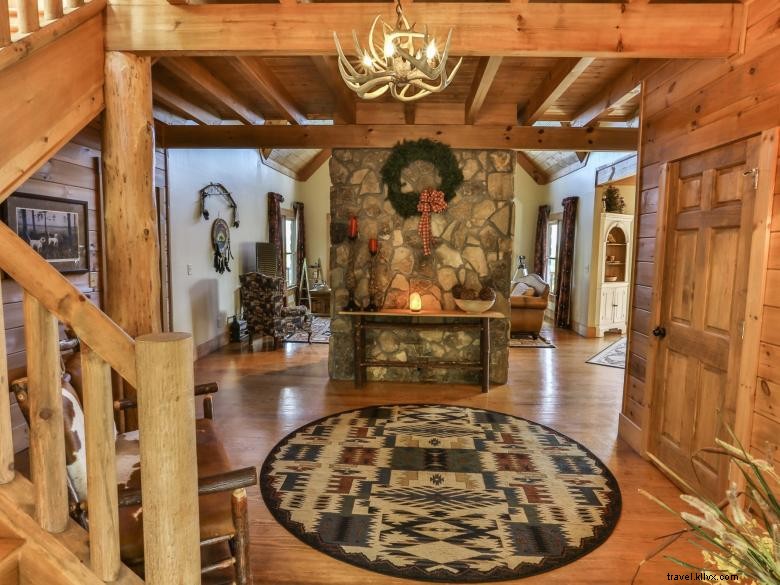 North Georgia Cabin Rentals: Luxury Retreats & Scenic Getaways