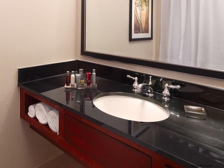 Atlanta Marriott Northwest at Galleria – Premier Luxury Hotel