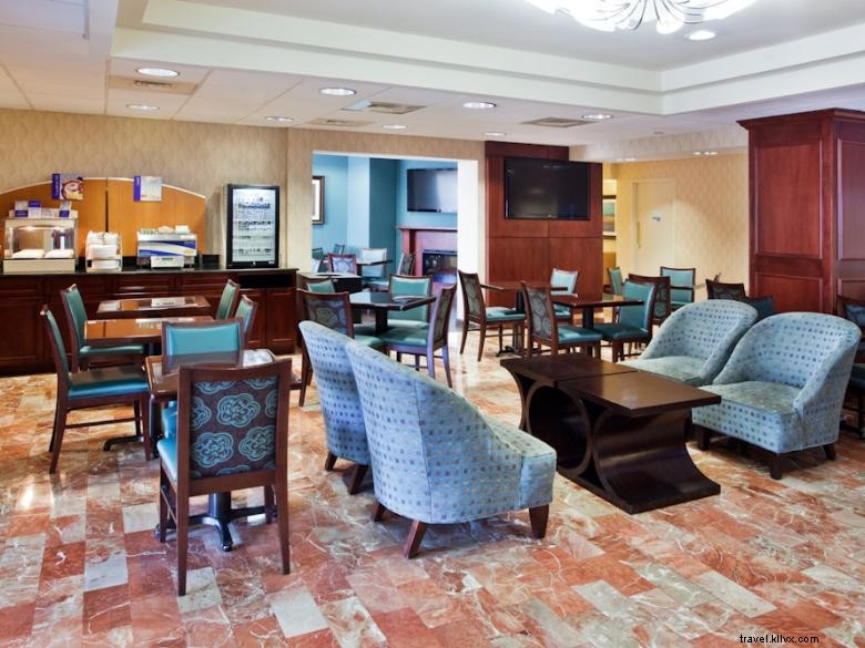 Holiday Inn Express – Comfortable & Convenient Stay in Atlanta‑Kennesaw