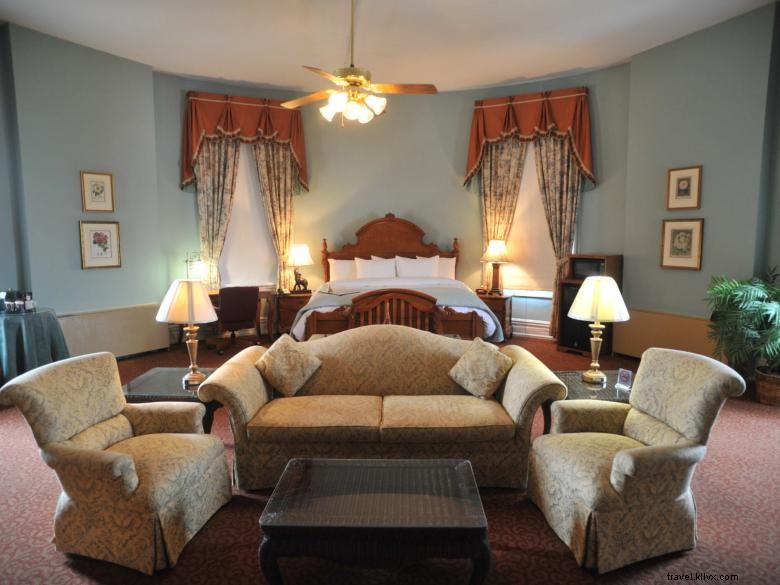 Best Western Plus Windsor Hotel – Premier Comfort & Style in Americus