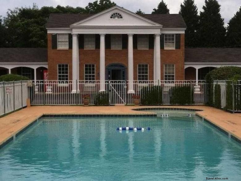 Americas Best Inn & Suites – Pet‑Friendly Comfort near I‑7 in Forsyth