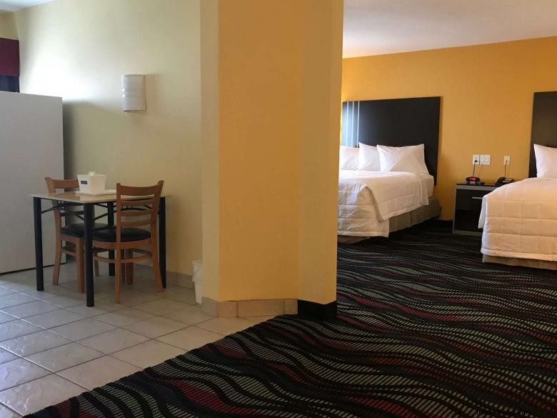 Comfort & Convenience: Days Inn & Suites by Wyndham Augusta – Your Ideal Stay Near Fort Gordon
