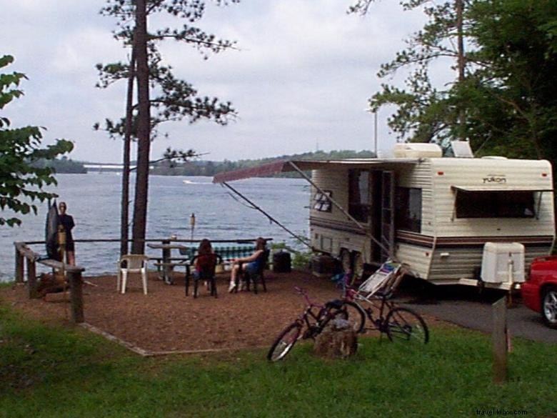Explore Allatoona Lake Campgrounds: Scenic Spots & Family Fun