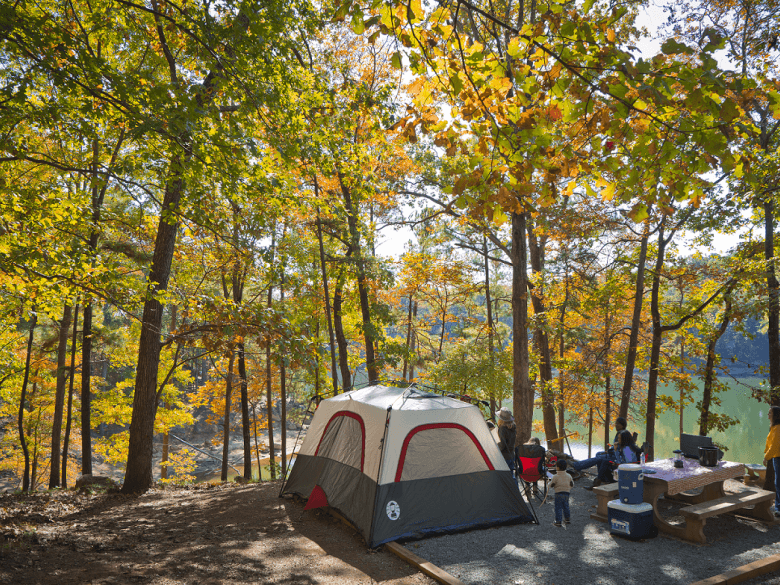 Explore Allatoona Lake Campgrounds: Scenic Spots & Family Fun