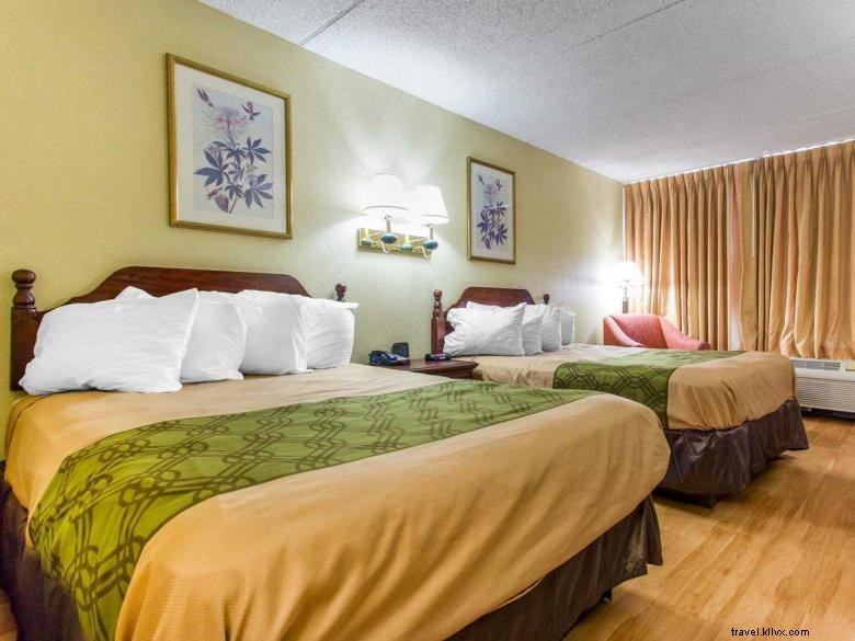Econo Lodge Conley – Affordable Comfort at Hilltop Inn