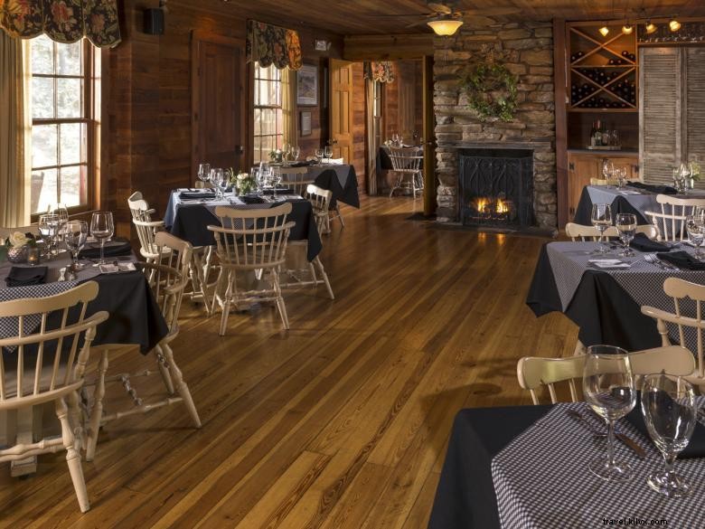 Glen‑Ella Springs Inn & Restaurant – Elegant Rooms & Dining