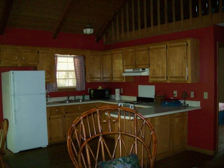 Helton Falls Lodge: Serene Mountain Retreat