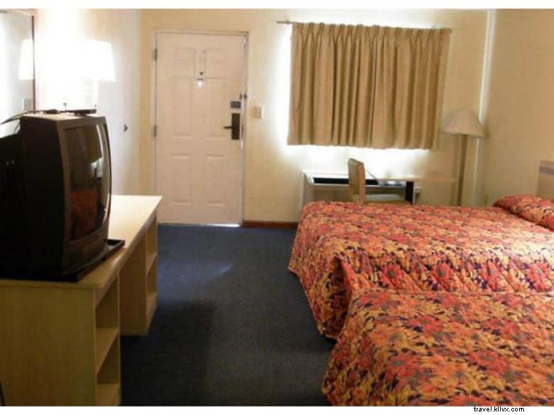 Southside Inn, Jonesboro – Comfortable Stay & Prime Location