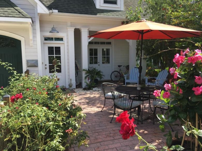 Pelicans Perch: Premium Vacation Rental for Ultimate Relaxation