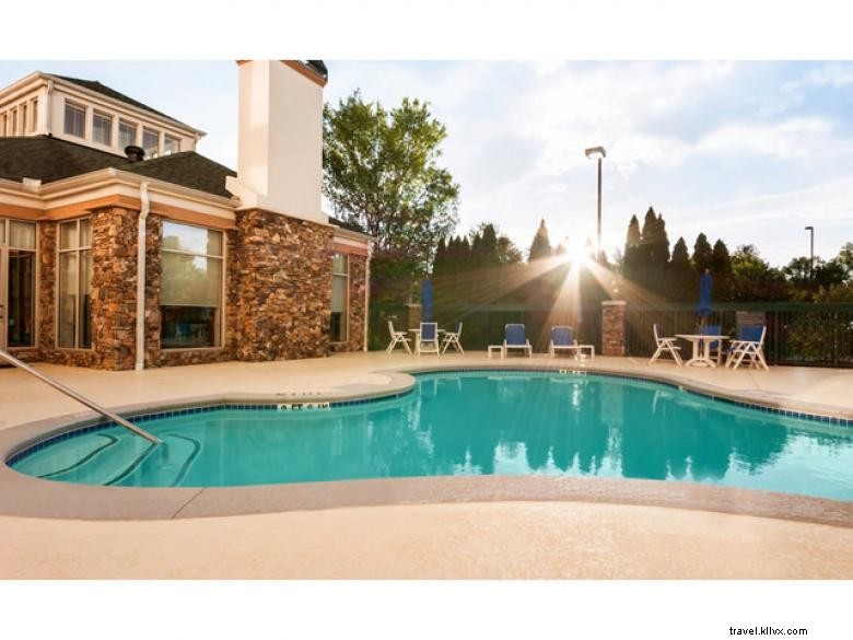 Hilton Garden Inn Atlanta Northpoint – Modern Comfort in the Heart of Atlanta